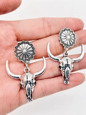 Western Style Metal Steer Head Pendant Earring